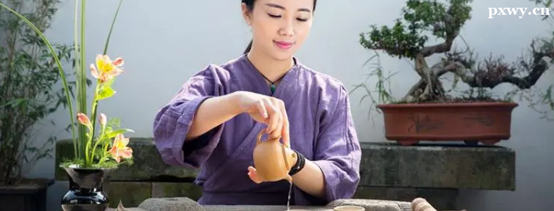 Ů��������ʦ�з�չ��