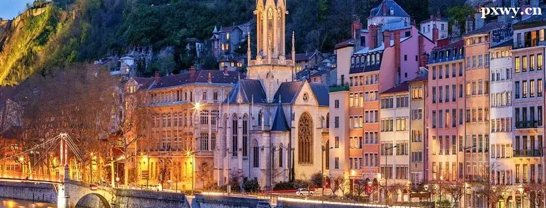 ����˶ʿ��ѧһ������Ƕ���Ǯ