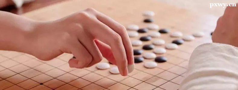 9��ѧΧ���ǲ����е���