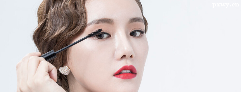 Ů����ѧ��ױ������ҹ�����