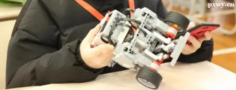 �����˱����ѵ�ĸ�Ʒ�ƺ�