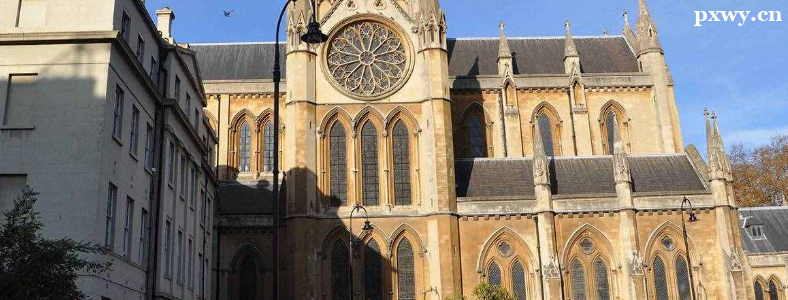 Ӣ����ѧ����ÿ�꼸�¿�ʼ