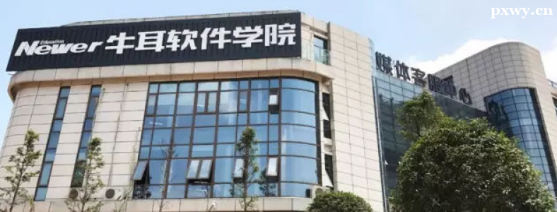 ��ɳ����������ѵ�����ļҺ�