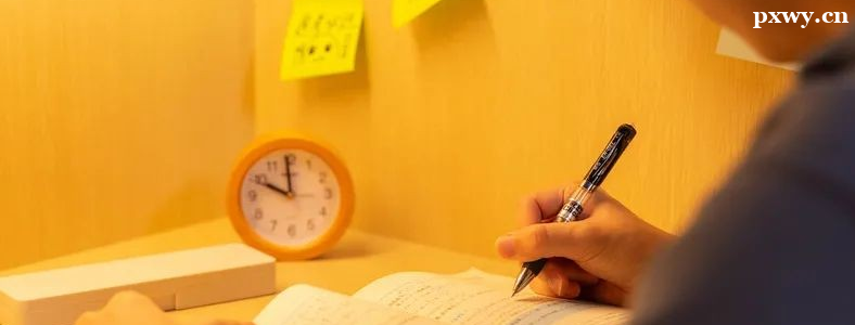 ����ÿ��ѧ����Сʱ�ȽϺ���