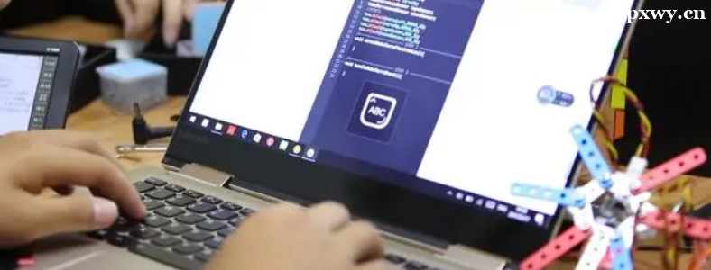 ����ѧ���Ա�̻���ѧ�����˱��