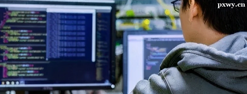 ��ѵ���������ĳ���Ա���ҹ�����