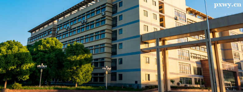 ���չ�ҵ��ѧ���н����걨¼�ȣ���ѧ��ͳ�ƣ�