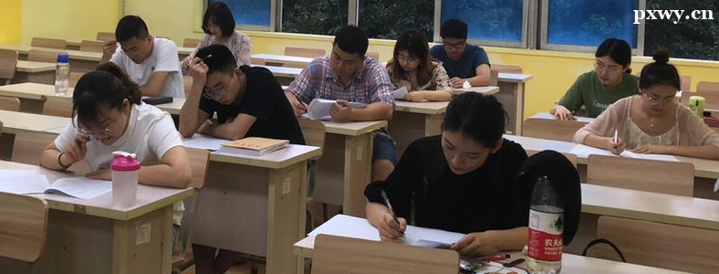 �ɶ�����Ӣ�︨�������ĸ���