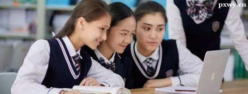 ����ѧУ����γ���ϵѡ���ĸ���