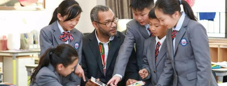 С������У���ѡ��ѧУ