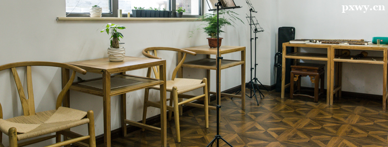 �Ϻ�������ѵѧУ�ļҺ�