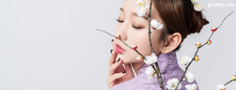 ���ﻯױ��ѵѧУ