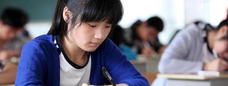 ����ѧ�������߳ɼ�