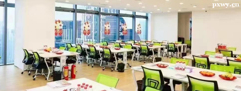 ���ݶ�����ѵѧУ�ļҺ�