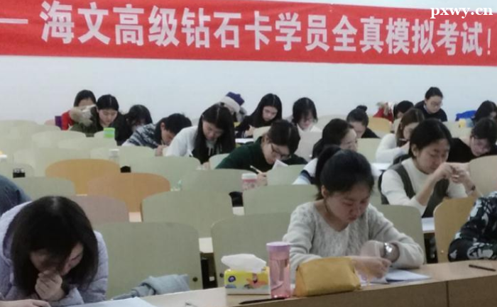 �人������ѵ�ĸ�������