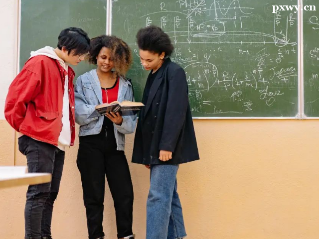 OSSD�γ̺�A-Level�γ̶Ա�