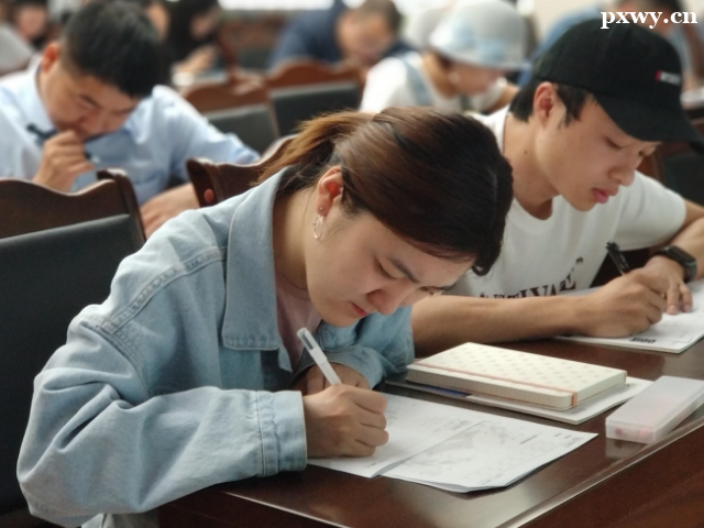 �ɶ����и��������ĸ�����ô�ж�