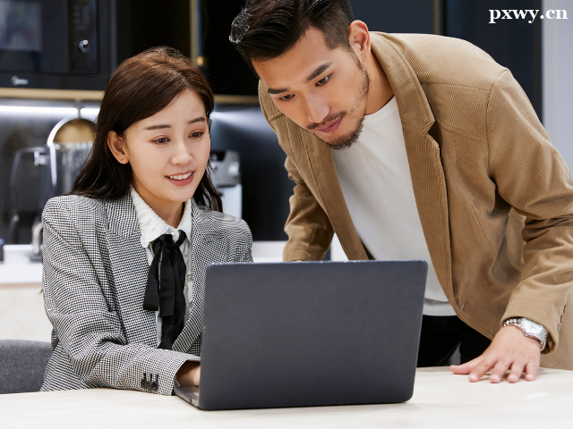 �и�Ӣ����ٷ�հ����