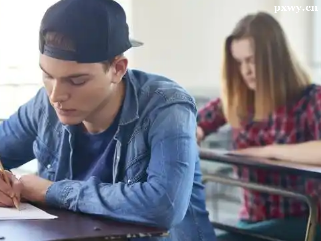 ����С������ѵ�����ļҺ�