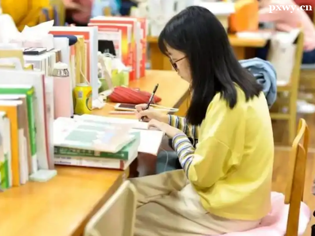 �����о�����ѵѧУ�ļҺ�