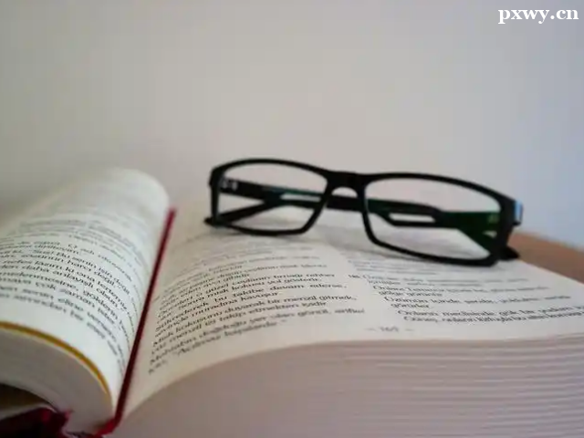 ���ڹ���ѧУ������ѵ���ļҺ�