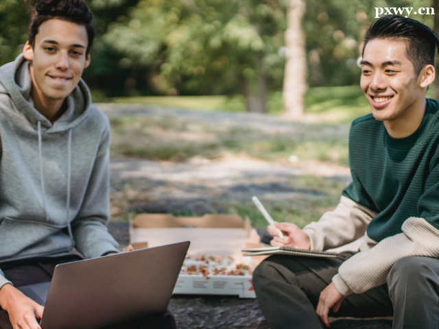 ���ݱȽϺõ�ѧ��˼�и���ѧУ