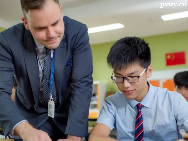 ����ѧУ���б�ҵ��Ҫ�п���