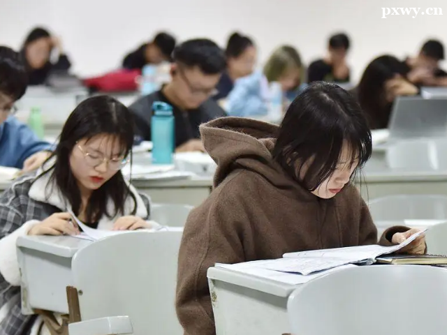 �人���й�������ѵ������Щ�ȽϺ�