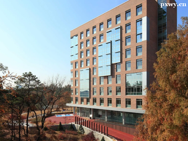 ������ѧ���õ͵Ĺ�������Щ